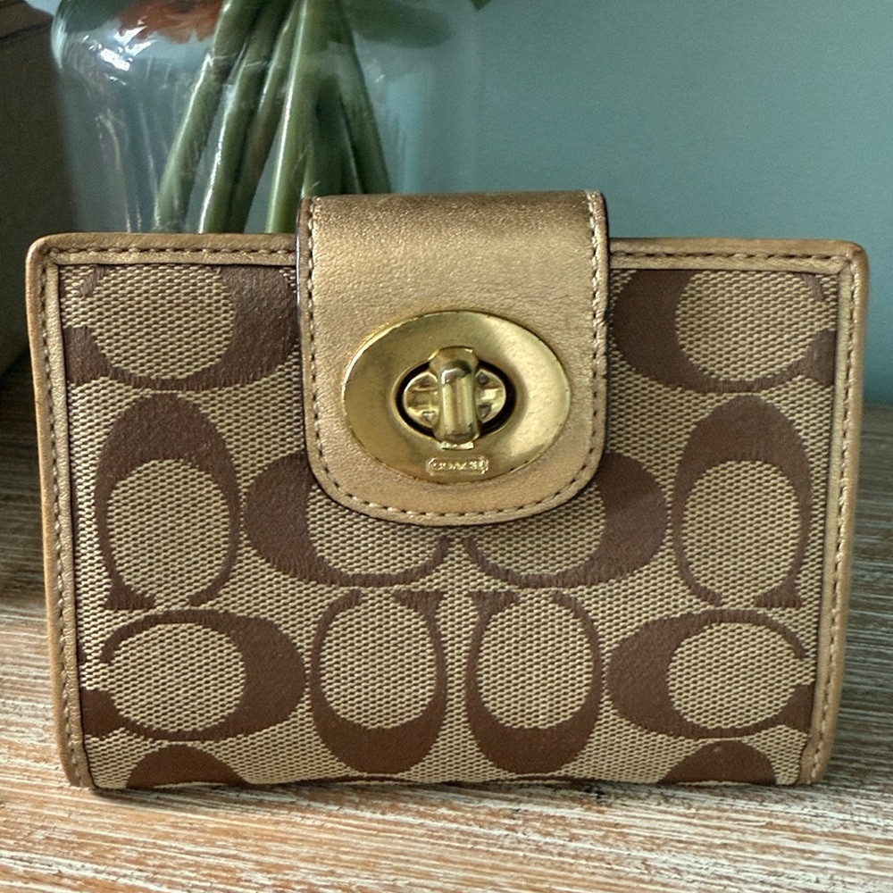 Coach Vintage Bundle Signature Wallet Trio - Picture 5 of 8